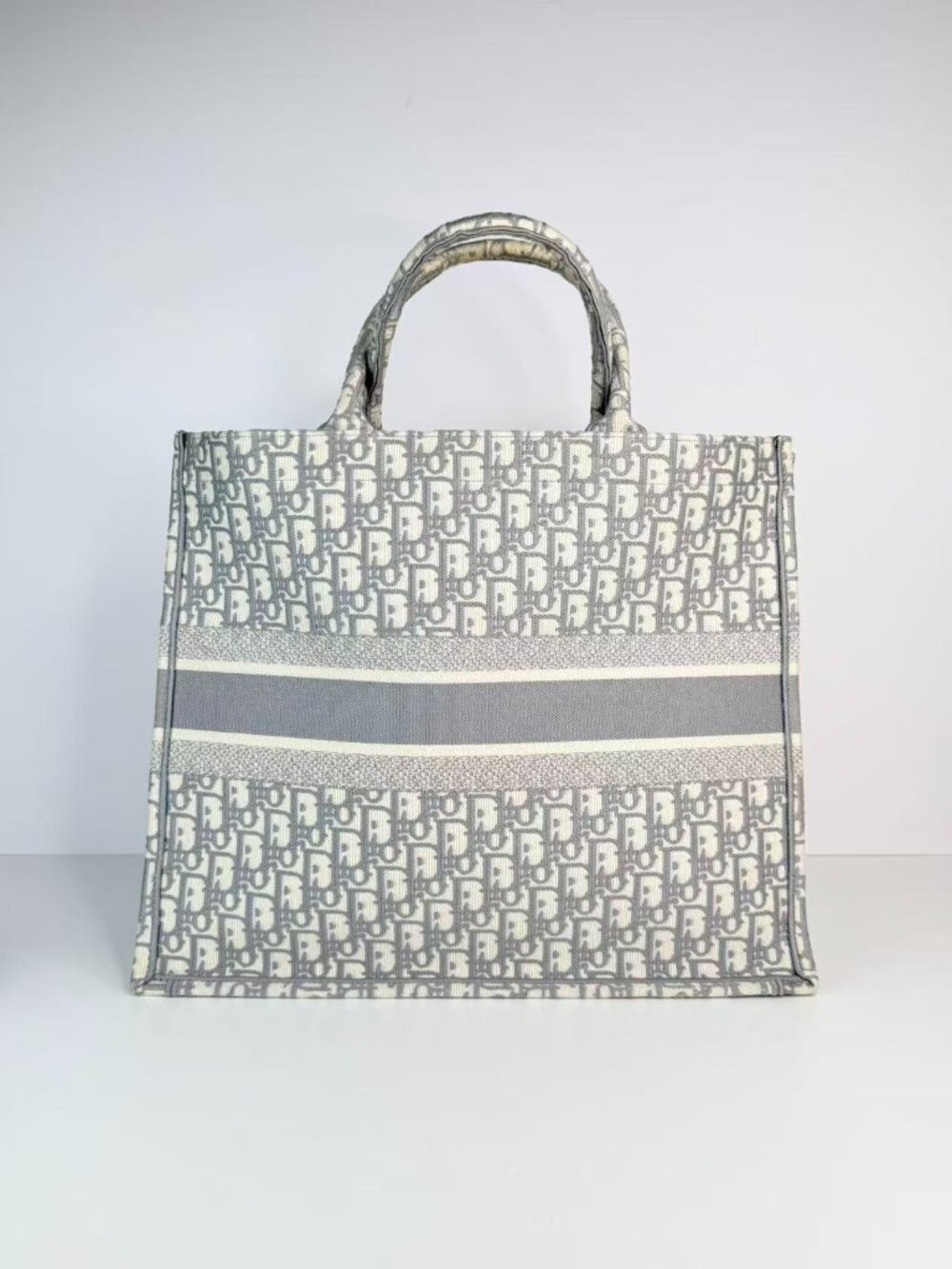 Christian Dior Large Book Tote Blue Oblique Embroidered Canvas Tote Bag - Picture 5 of 12